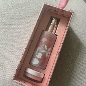 NWT: OMOROVICZA Queen of Hungry Mist & Lip Balm gift set